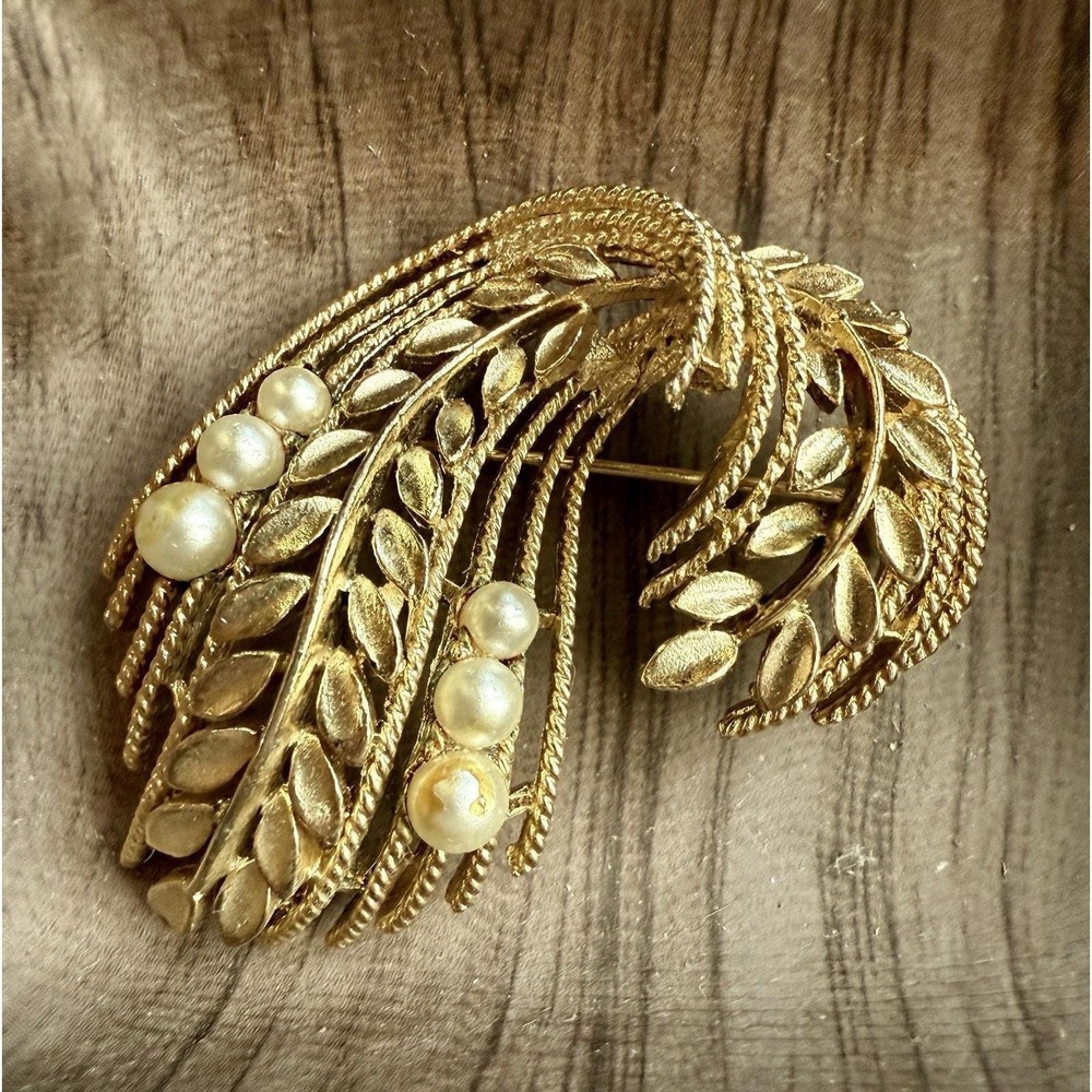 Lisner Vintage Gold Tone Faux Pearl Leaf Wheat Spray Brooch Pin Botanical‎